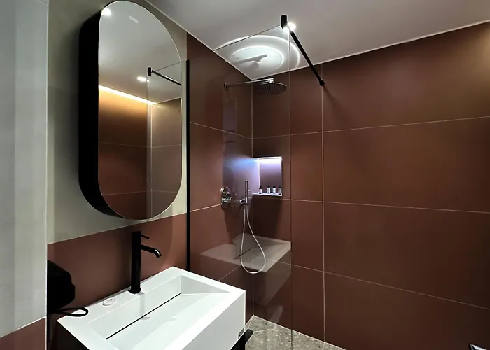 Bazaar Center فندق