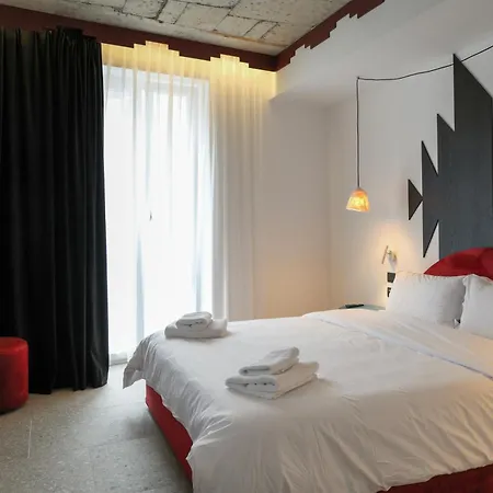 Bazaar Center Hotel